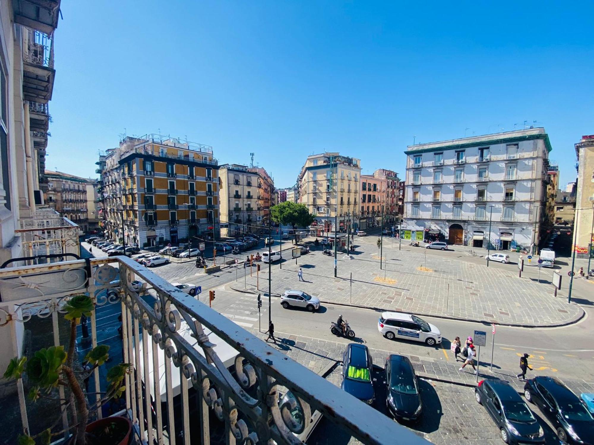 Holiday Home Napoli Station 外观 照片